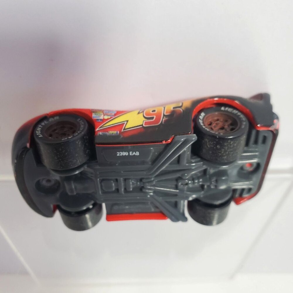 Burnt Lightening McQueen Diecast Disney Pixar Metal Cars Red Racing - Picture 10 of 15